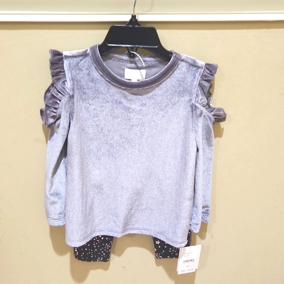 BCBGirls 12M 2 piece shoulderout silver shirt w/black tights with star print. - Picture 1 of 4